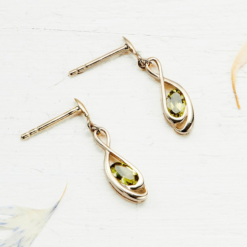 Tamara_drop_earrings_close_1857221